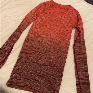 Lululemon Ombrè Swiftly Tech Long Sleeve